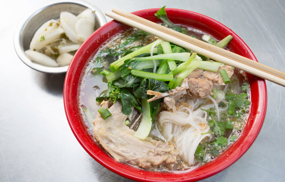 Shan-style-tofu-noodle-myanmar-food
